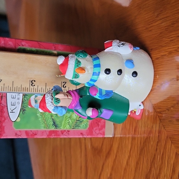 Two Hallmark "Maxine" Ornaments -1999 & 2000 - Picture 3 of 8